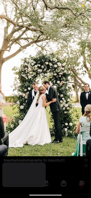 Need some major help with ceremony decor inspo!! 2