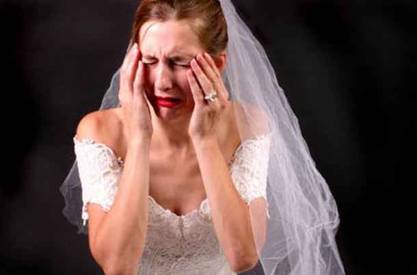 Is a cash bar okay for wedding?