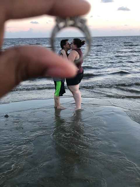 Photographer vs cellphone - 1