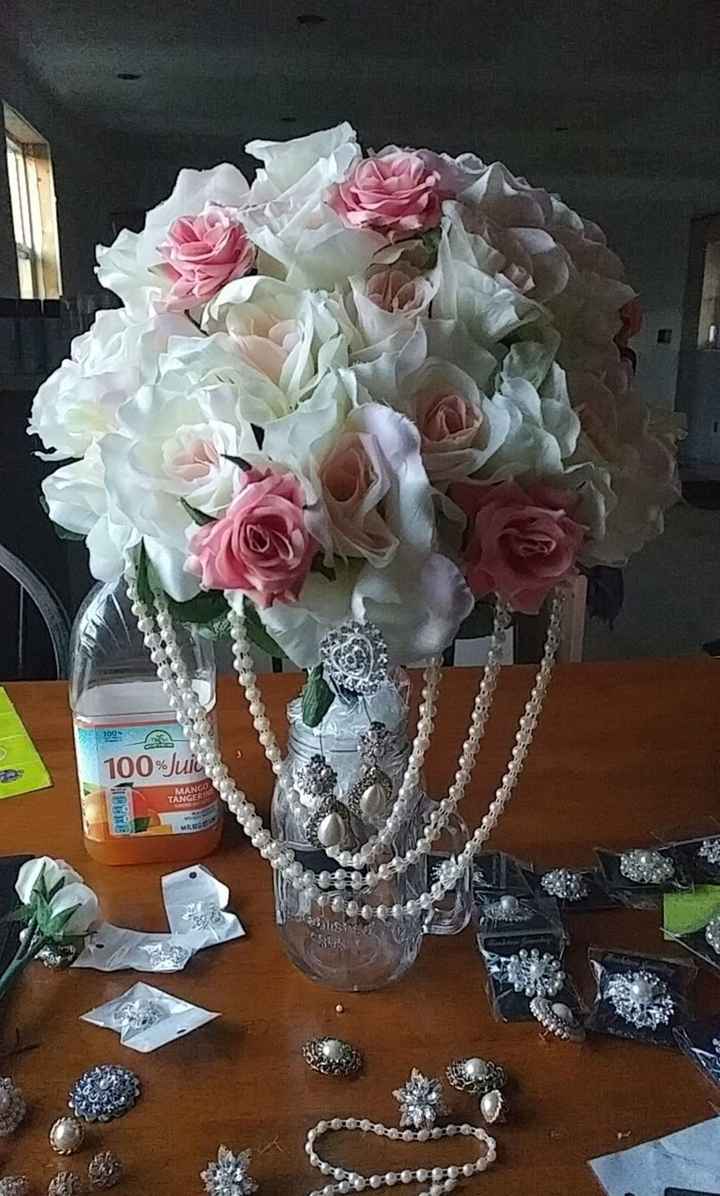 Brooch bouquet