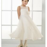 Found a flower girl dress but don't want to order from China