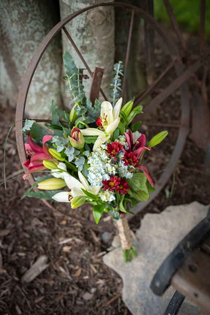 Low-cost Flower Bouquet Idea - 2