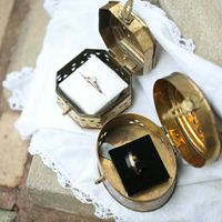 Ring bearers - What are they caring down the aisle? - 1