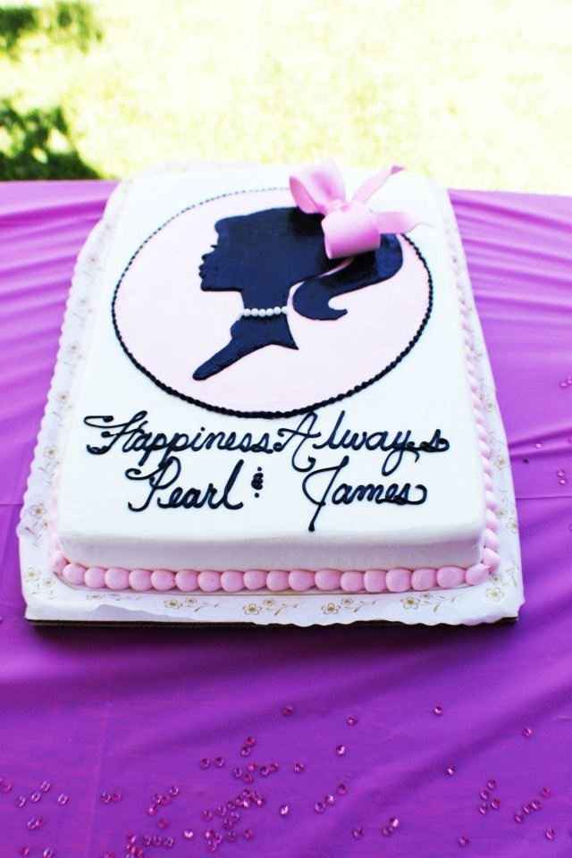 Bridal shower was yesterday!! Cutest cake!!