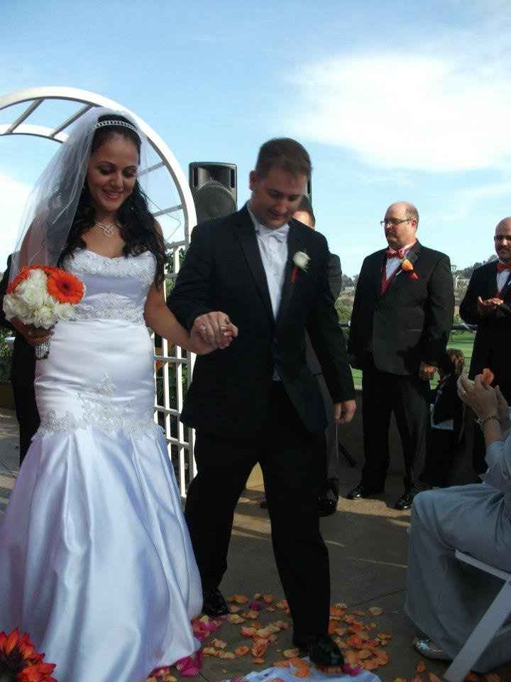 Hey Girls I am now a married woman!! non pro pics.