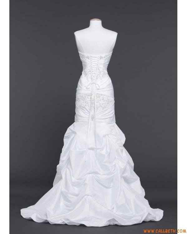 Found Dress, but not in love with the zipper back :(