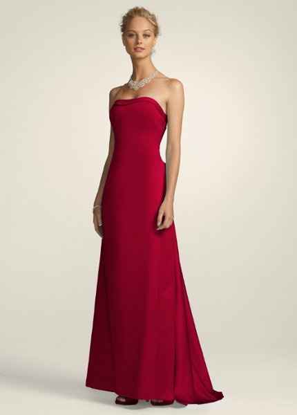 What color shoes to go with this dress black or silver *pic*