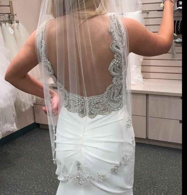 Let's see everyone's dresses
