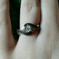 Let's see those beautiful rings lady's!