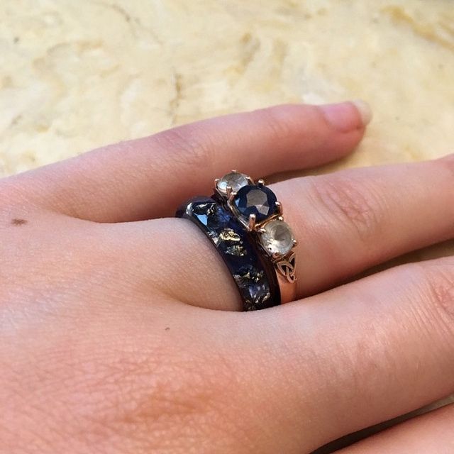Super cute (non-silicone) alternate wedding band idea! (Etsy)