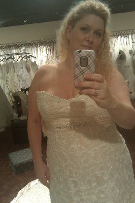 My Dress is Here!!! **Pics**
