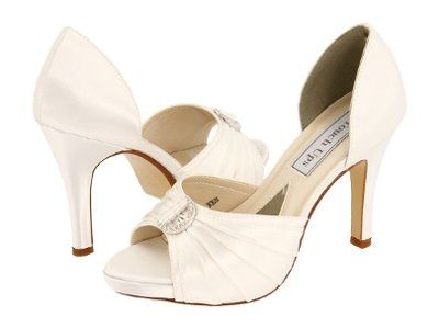 5 pairs of shoes!!which one???