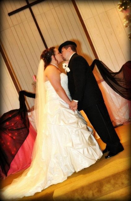 Just Got Hitched!! (pictures!)
