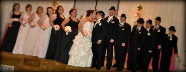 Just Got Hitched!! (pictures!)