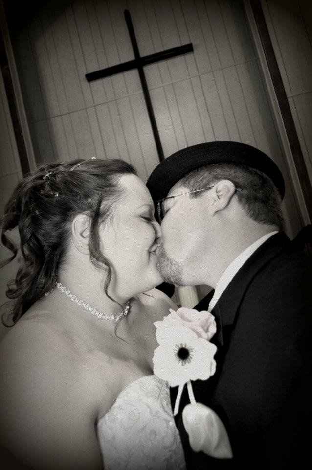 Just Got Hitched!! (pictures!)