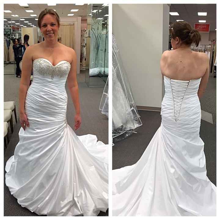 Show me your wedding dresses! :)