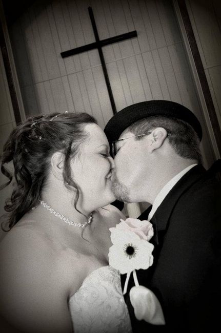 Just Got Hitched!! (pictures!)