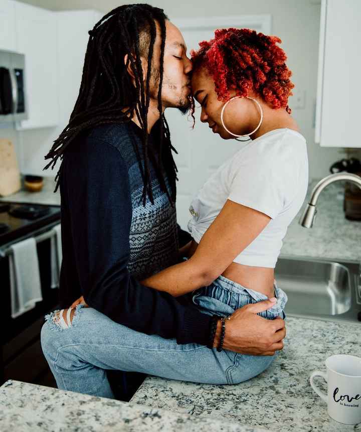 Last minute engagement shoot anxiety--did anyone wear high-waisted jeans? - 1