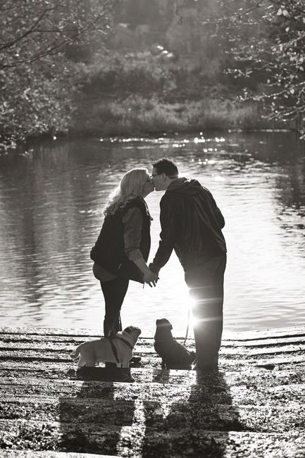 Engagement Photos with Pets: Share Your Tips and Pics!