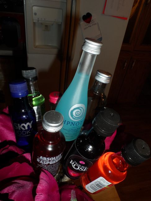 booze bouquet.. with pictures :)