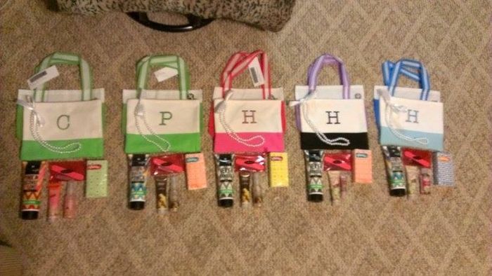bridesmaid gifts - FINISHED ! :) [pictures included]
