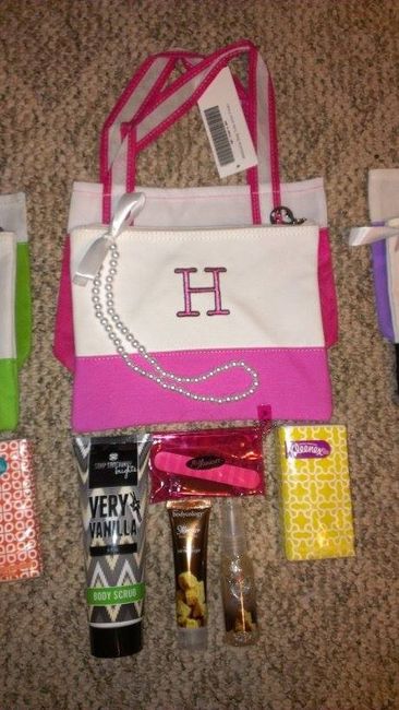 bridesmaid gifts - FINISHED ! :) [pictures included]
