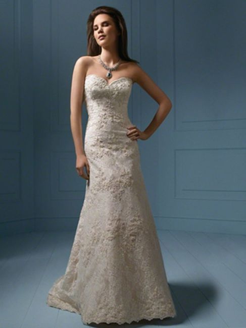 Show us your wedding dress