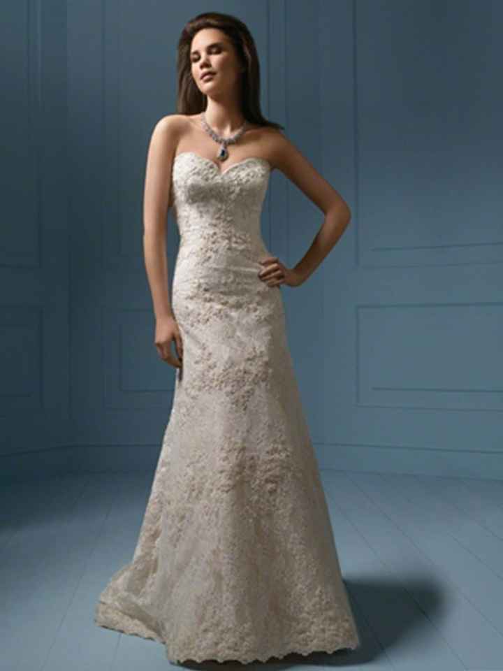 Show us your wedding dress