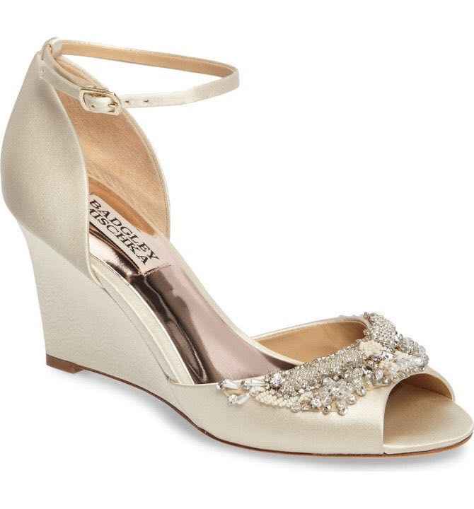 Shoes: White or Colorful? - 1