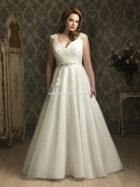 Non-Strapeless Wedding Dress Brides?