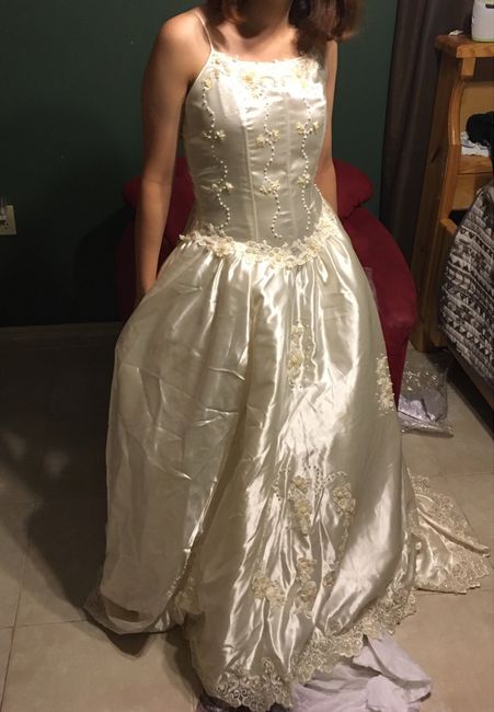 Wedding dress surprise. Ideas pls - 2