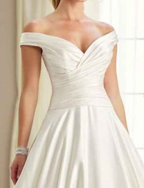 Wedding dress surprise. Ideas pls - 1