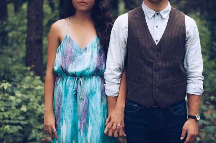 Engagement Photo Ideas??