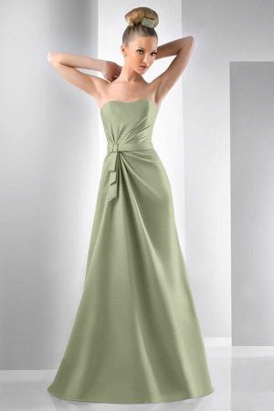 Lets see the GIRLS! (BM dresses & shoes I mean of course)!