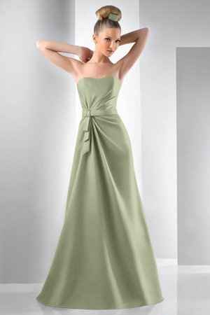 Lets see the GIRLS! (BM dresses & shoes I mean of course)!