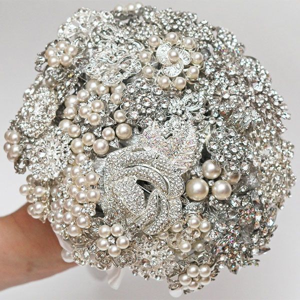 Help a girl out with her bouquet!