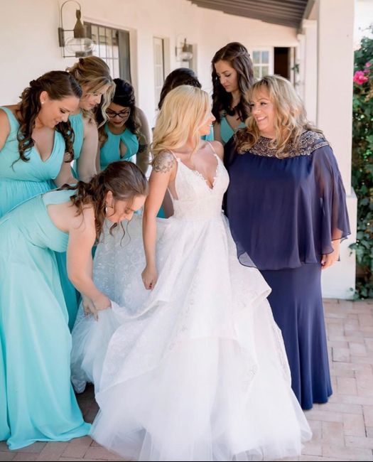 This dress is Gorgeous! 8