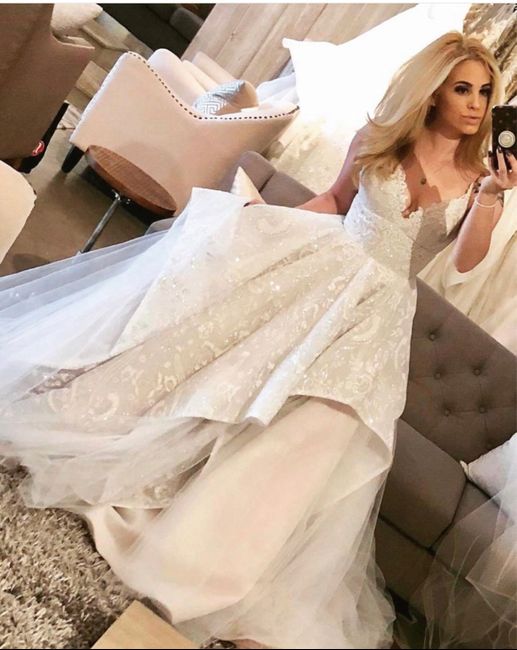 This dress is Gorgeous! 9