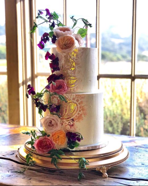 We’ve found our wedding cake vendor! 8