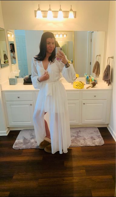 My Bridal “getting ready” robe is here! 1