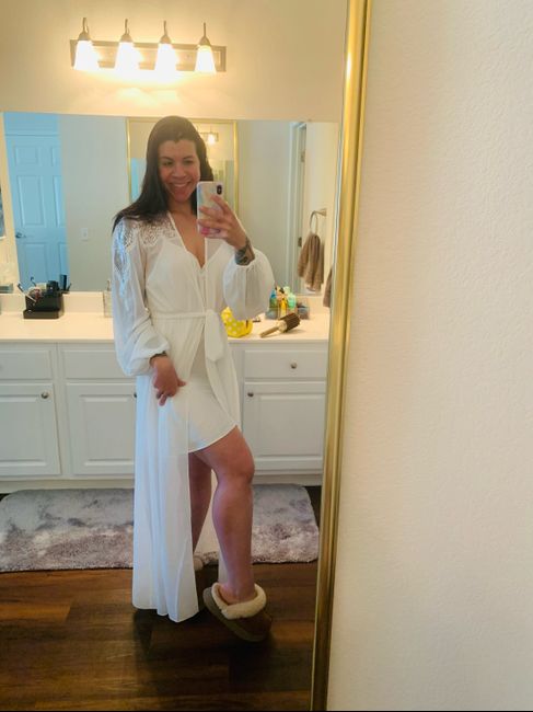 My Bridal “getting ready” robe is here! 7