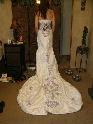I want to see dresses