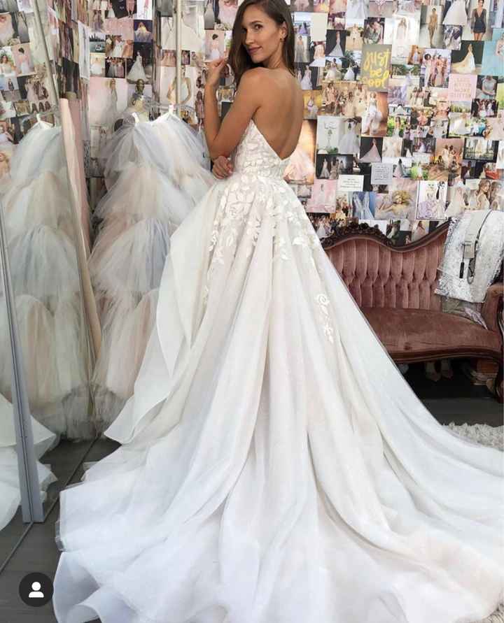 Dresses with a textured/dimensional skirt? - 9