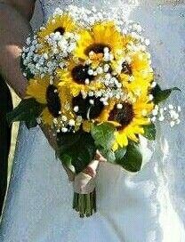Opinions on bouquet...paging Centerpiece