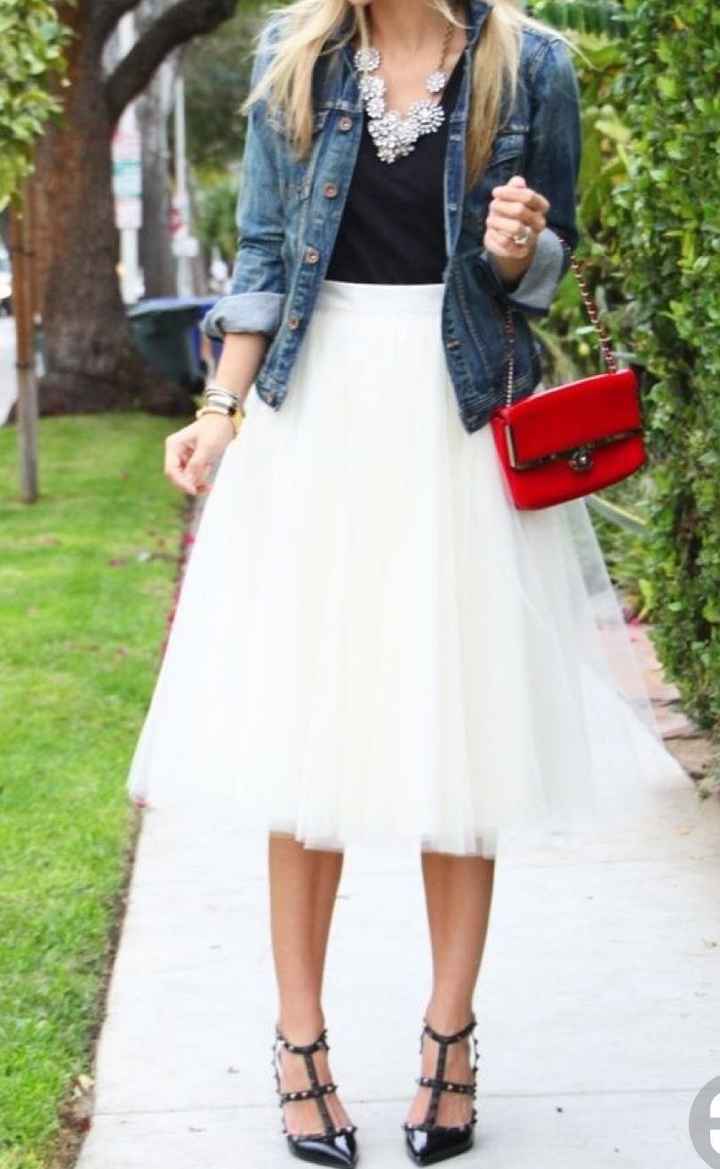 Wearing a skirt discount to a wedding