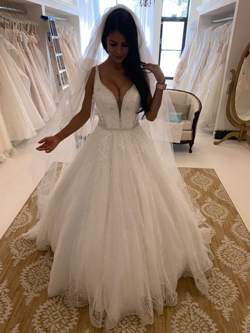 Felt inlove with my Dress again 💕🤩 2