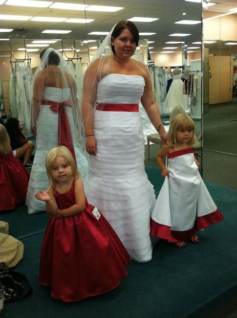 what does your wedding dress look like?!?!?