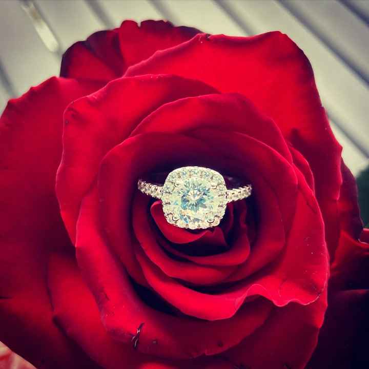 Brides of 2022! Show us your ring! - 1