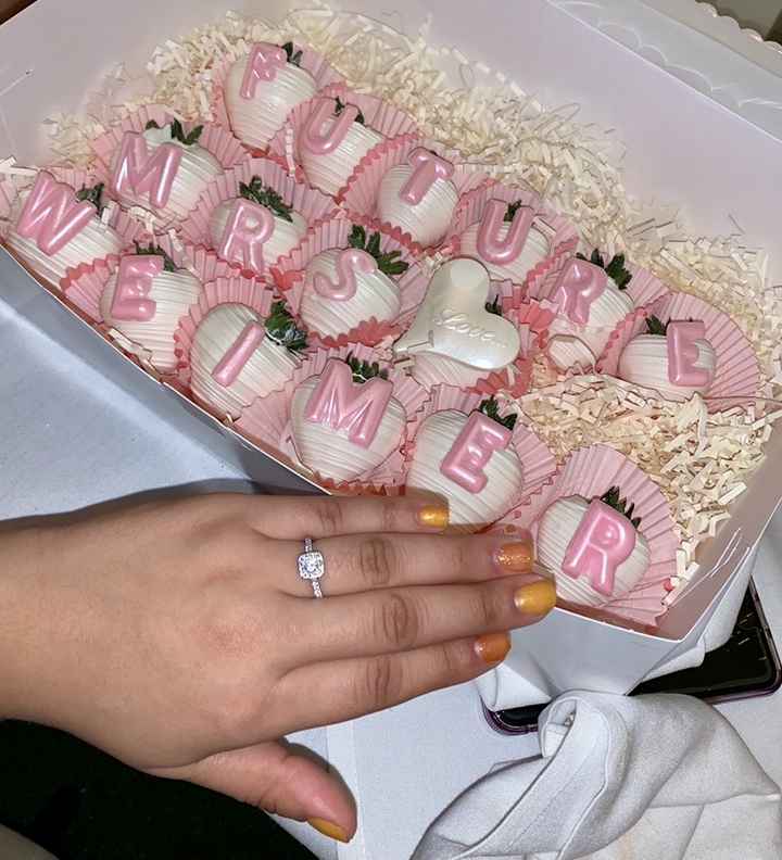 Brides of 2022! Show us your ring! - 1