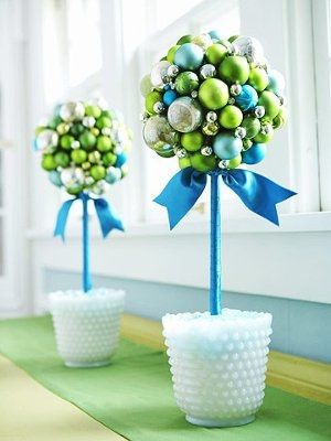 Christmas themed wedding....any ideas?